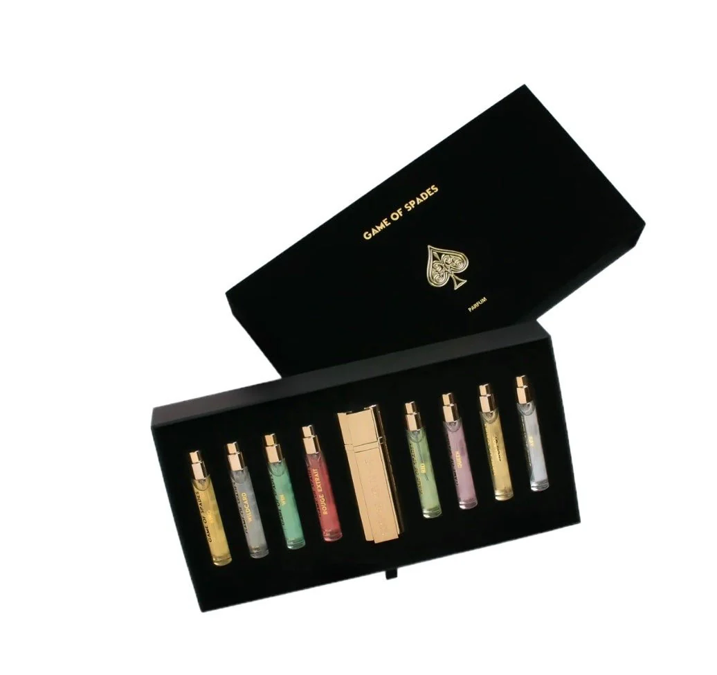 GAME OF SPADES 9 PCS COFFRET SET