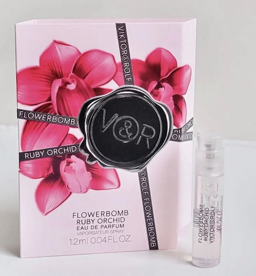 Ruby Orchid Flowerbomb by Viktor & Rolf for Women 0.04 oz Eau de Parfum